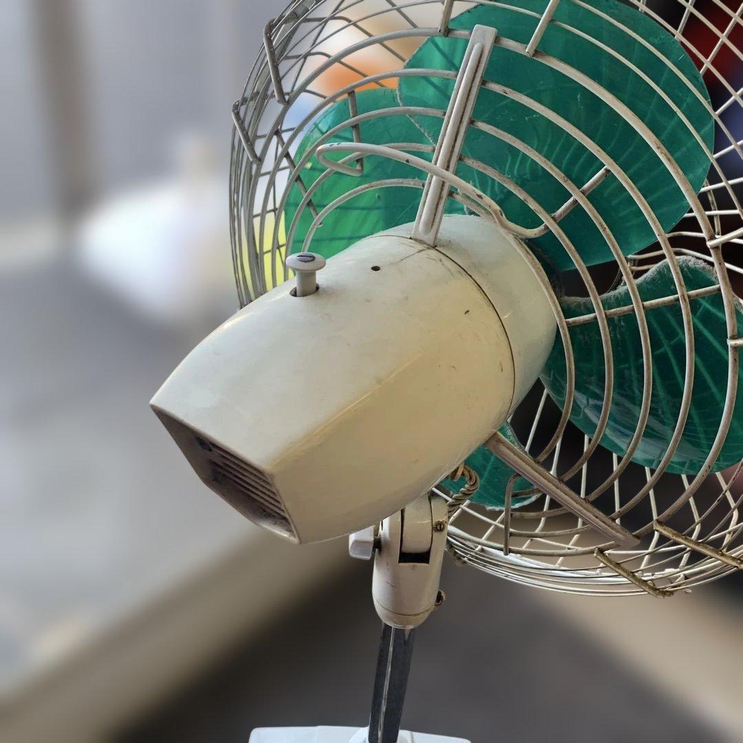 希少】昭和レトロ 東芝 扇風機 4枚羽 アンティーク ジャンク - メルカリ