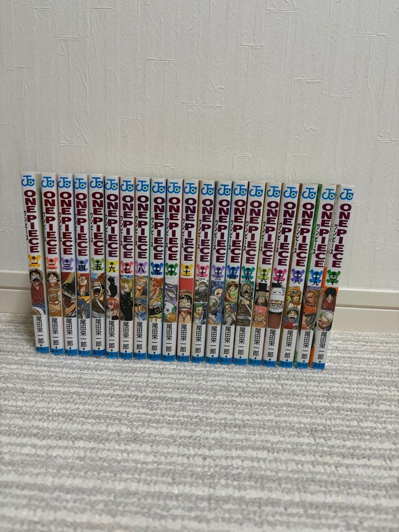 ワンピース全巻セット　1巻〜113巻 全巻収納ダンボール本棚付]ワンピース ONE PIECE (1-113巻 最新刊