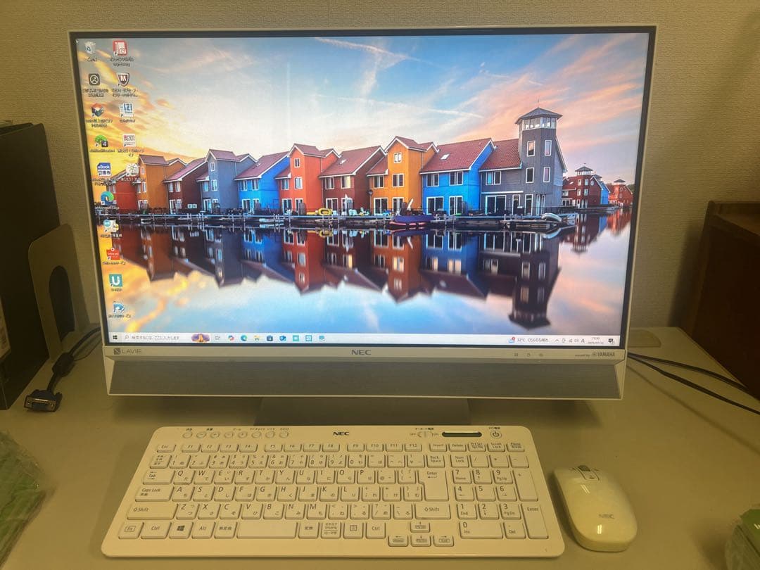 NEC LAVIE Desk All-in-one DA770/DAW ホワイト NEC LAVIE Desk All-in-one DA770/GAW PC-DA770GAW [ファインホワイト