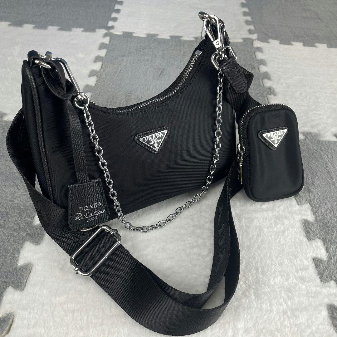 PRADA ショルダーバック ノベルティ