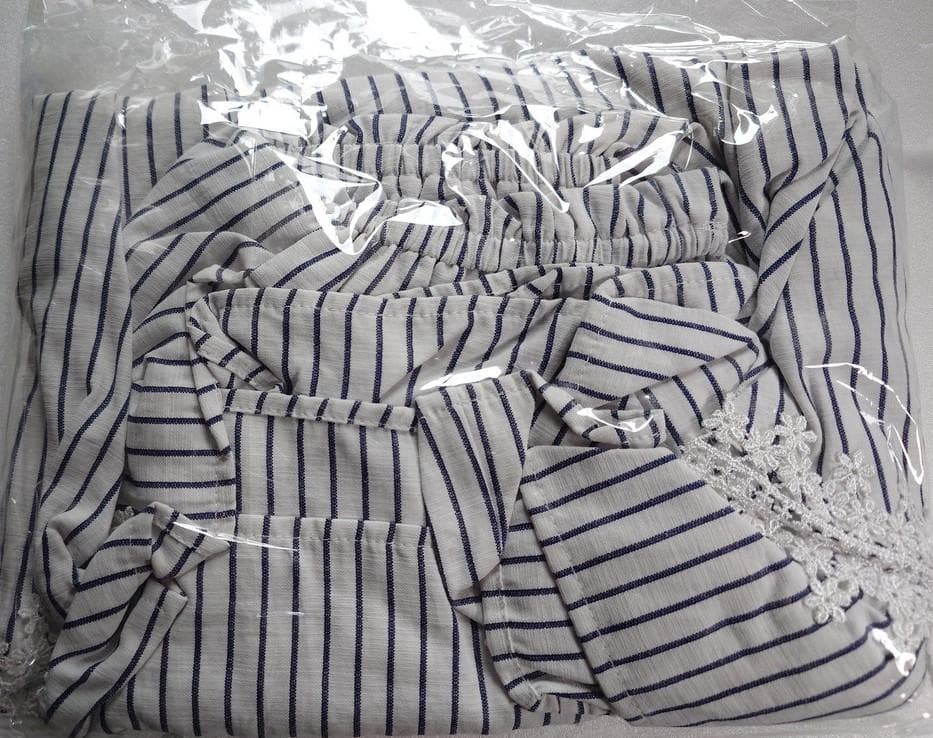 鈴村あいりさんサイン入り衣装2