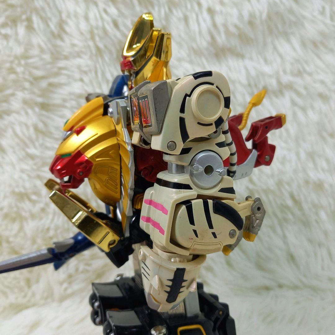 希少品✨百獣戦隊ガオレンジャー DX超合金 ガオキング スーパー戦隊