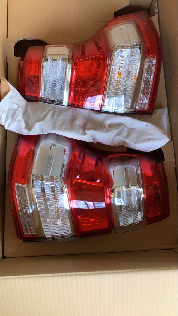 ランドクルーザー　プラドテールランプ 赤 クリア 2個セット 楽天市場】【Vulcans】【即納】ランドクルーザー プラド 150系 前期