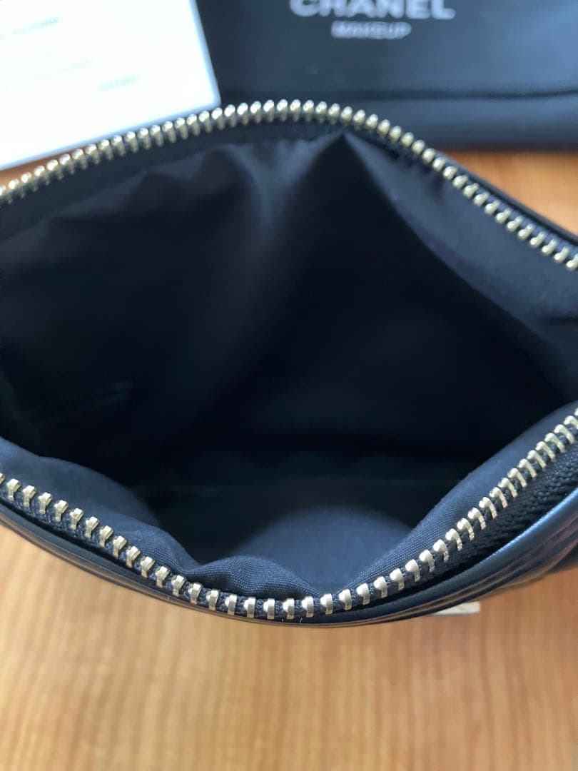 非売品】CHANEL シャネル キルティングポーチ - メルカリ