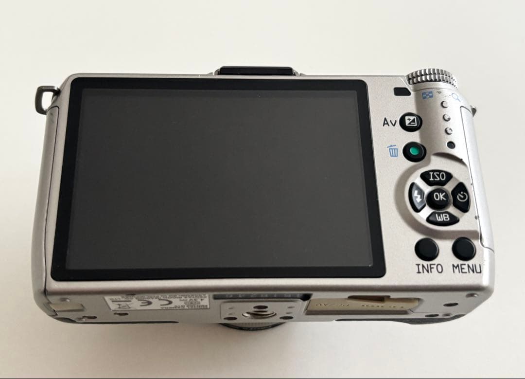 レンズ3本付き！ PENTAX Q10 レンズセット シルバー - メルカリ