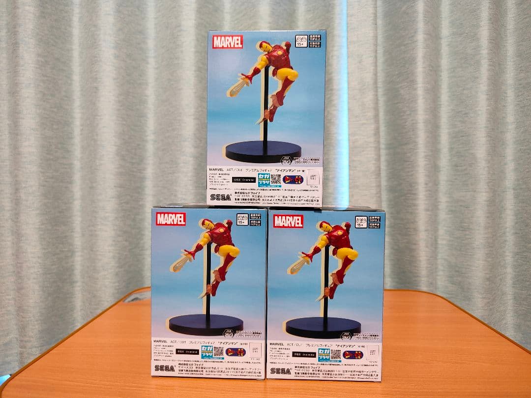 MARVEL ACT/CUT プレミアムフィギュア “アイアンマン” 3つセット