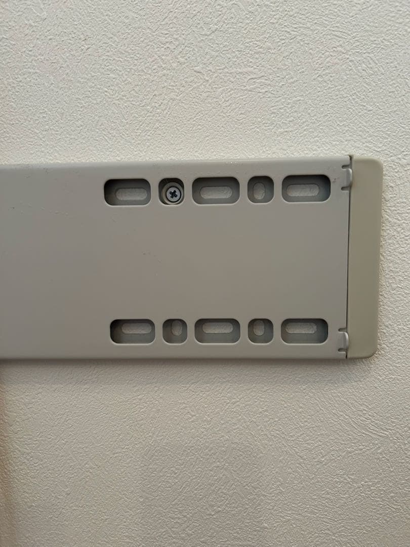 IKEA UPPLEVA テレビ 壁掛け 金具 （イケア）