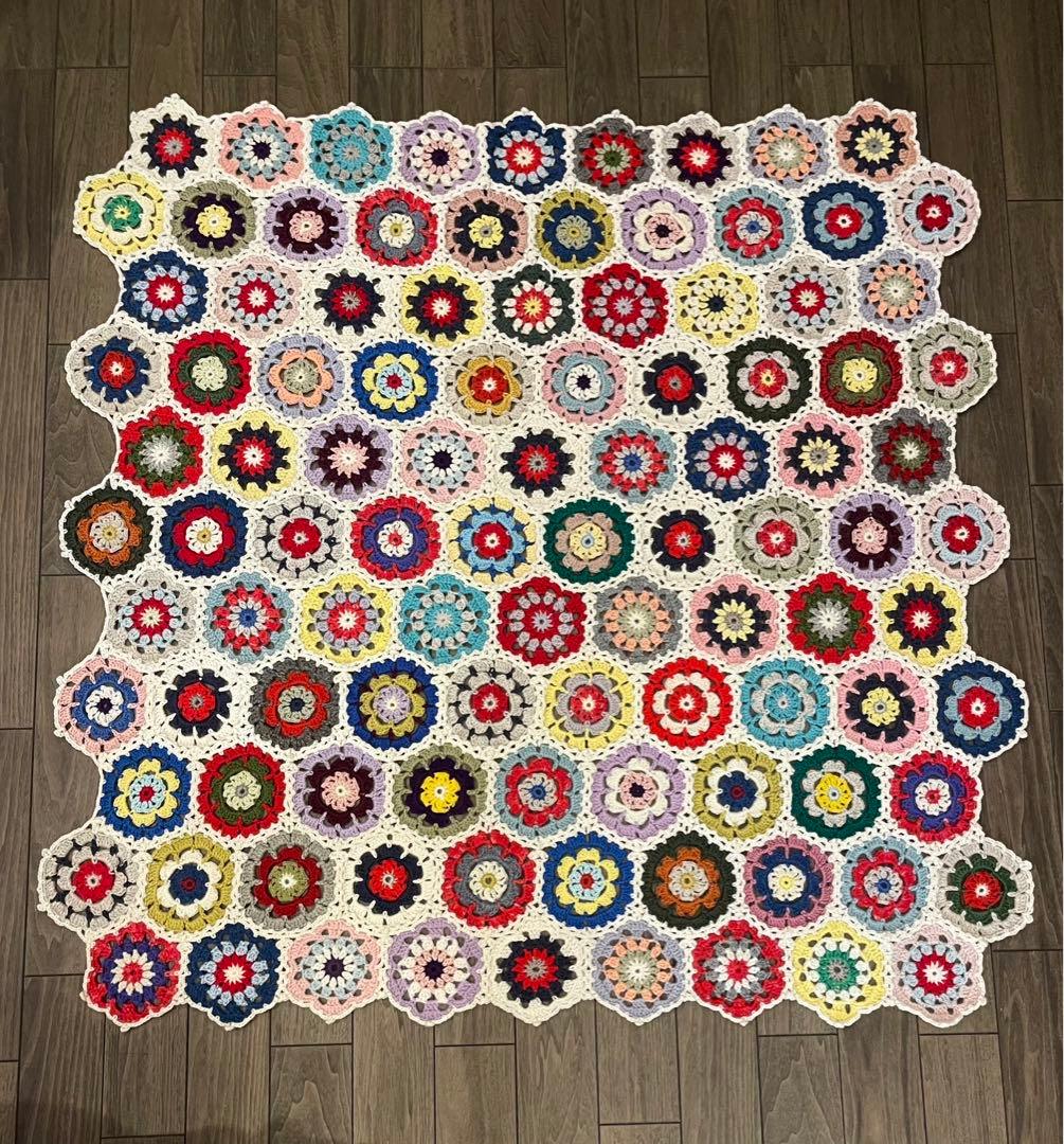 手編み♡マルチカバー♡飾り編み♡かぎ針♡モチーフ編み♡お花♡こたつ