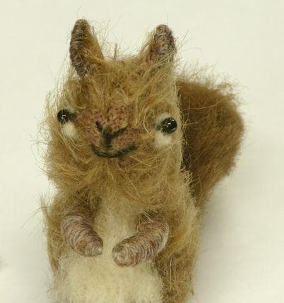 116■ぬいぐるみ作家 五十嵐めぐみ▲リスぬいぐるみ Kutcha Kacha▼