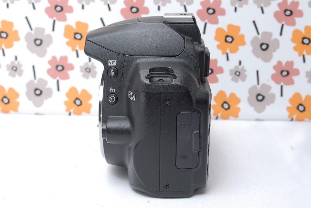 ❤Nikon D3000❤一眼レフカメラ❤卒業式の晴れ舞台に❤撮影基本セット