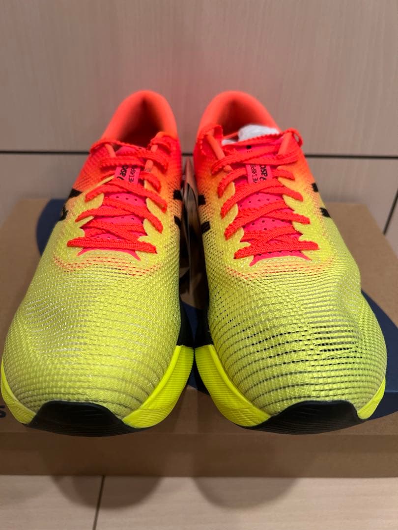 u*c様 週末価格‼️asics メタスピードエッジパリ　25.5cm 新品未使
