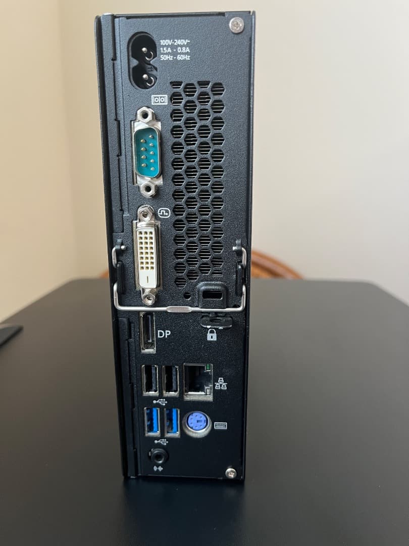 富士通 ESPRIMO Q556M ミニPC Windows10Pro おまけ付