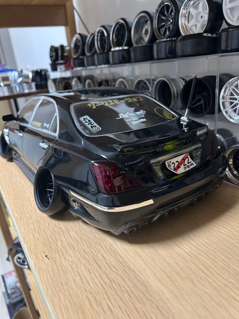 チーム鉄人クラウン180マジェスタV I Pボディ☆新品未走行品