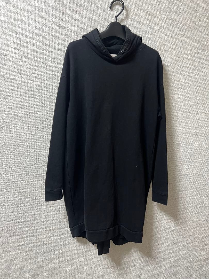 moncler モンクレール ワンピース　パーカー 黒 MONCLER (モンクレール) ナイロン ハーフボタン ワッペン付きポケット