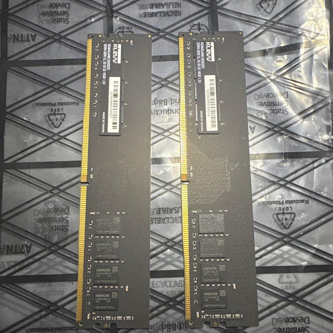KLEVV DDR4 PC4-25600 16GB x 2枚 32GB KLEVV DDR4 16GB (1x16GB) 3200MHz CL22 1.2V UDIMM Desktop Ram