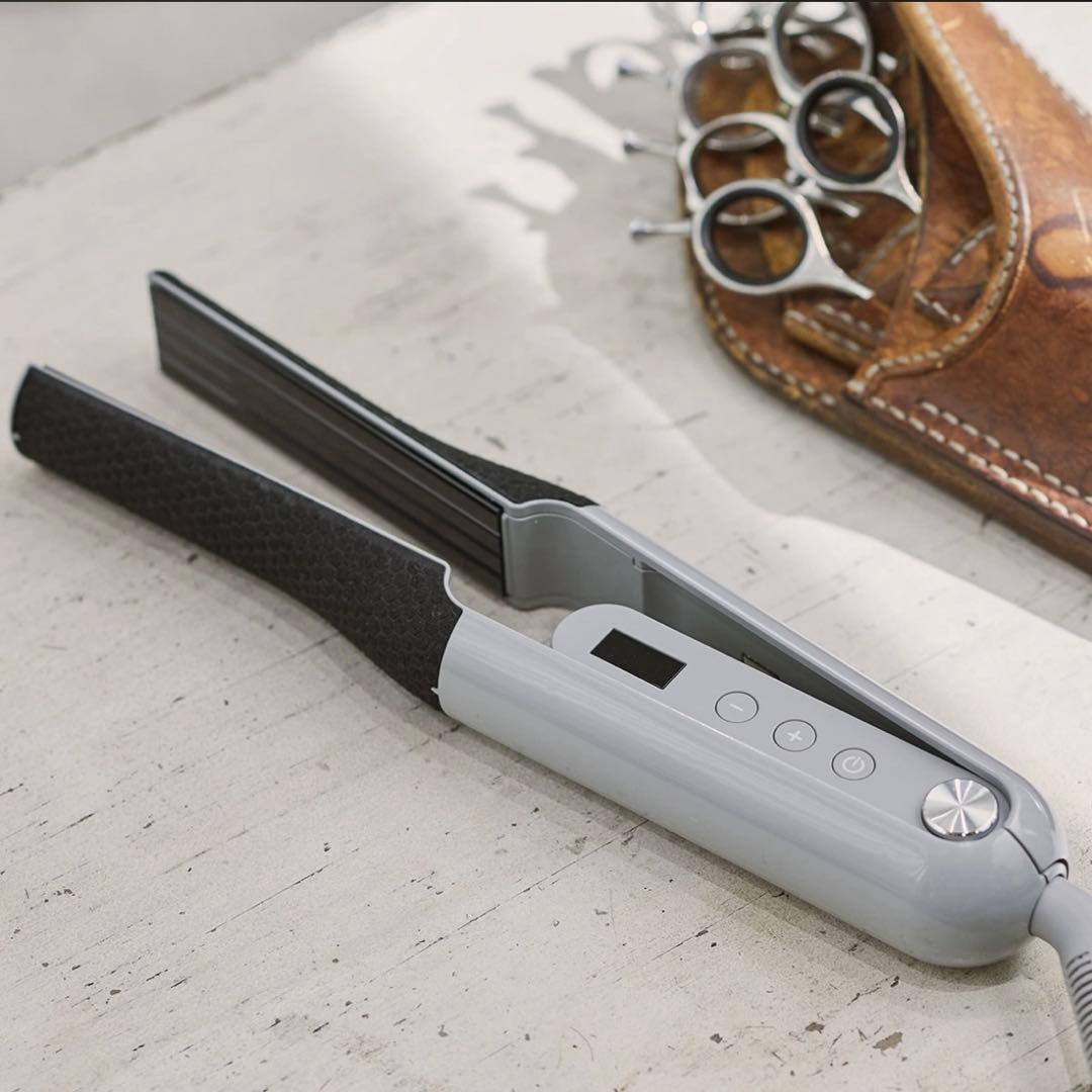 cado　カドクオーラ　ストレートヘアアイロン BI-G1P-CG 楽天市場】カドー クオーラ ストレートヘアアイロン 縮毛矯正における