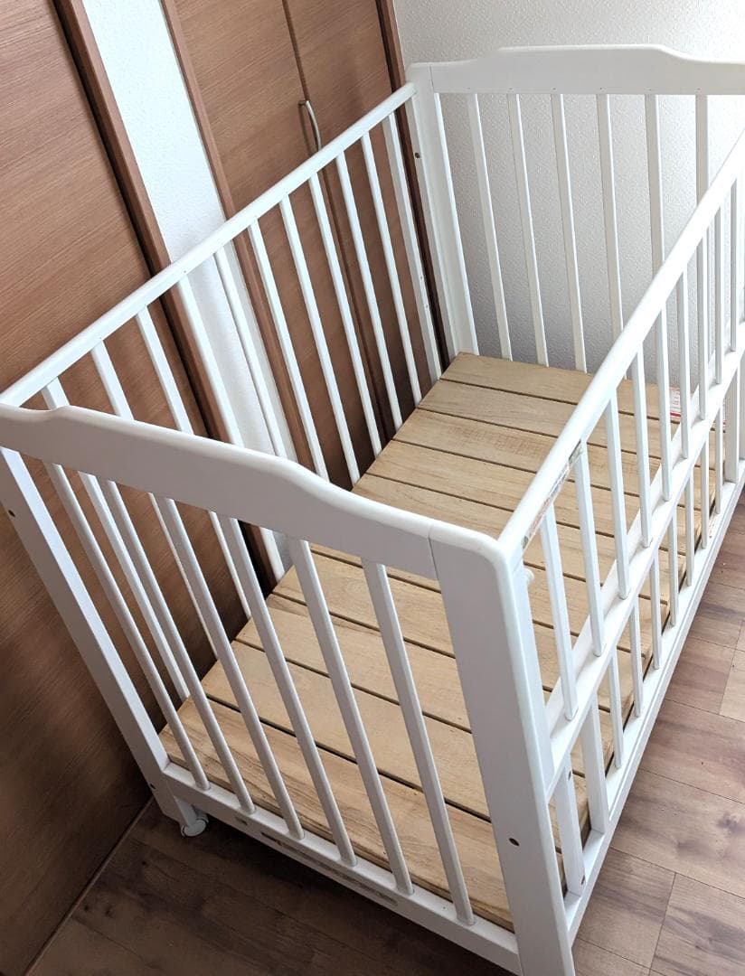 引取希望【東京都江戸川区】ベビーベッド カトージ ハイタイプ すのこ