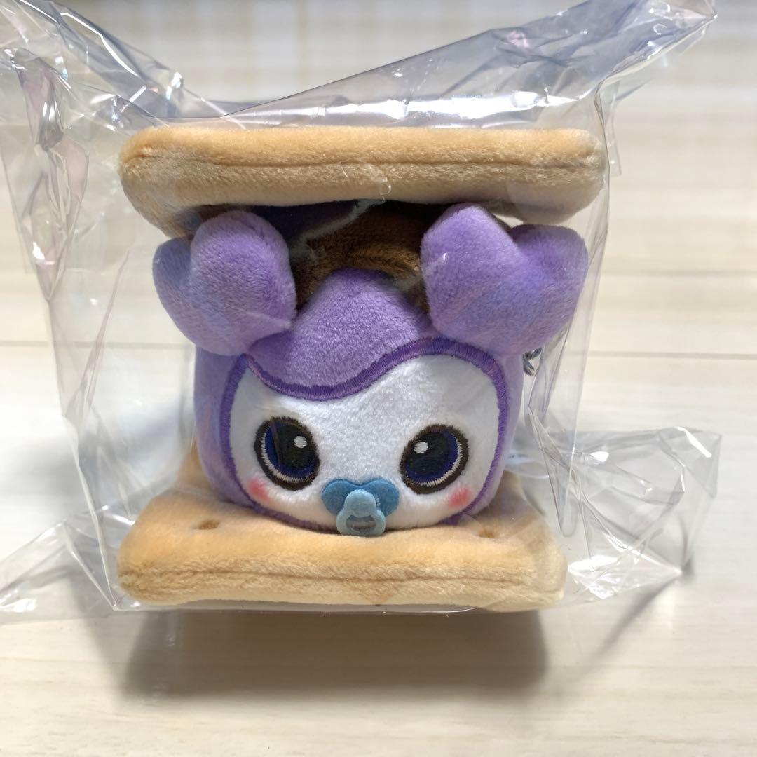 TWICE ポップアップ スモア風 バッグチャーム サナ サブリー - メルカリ