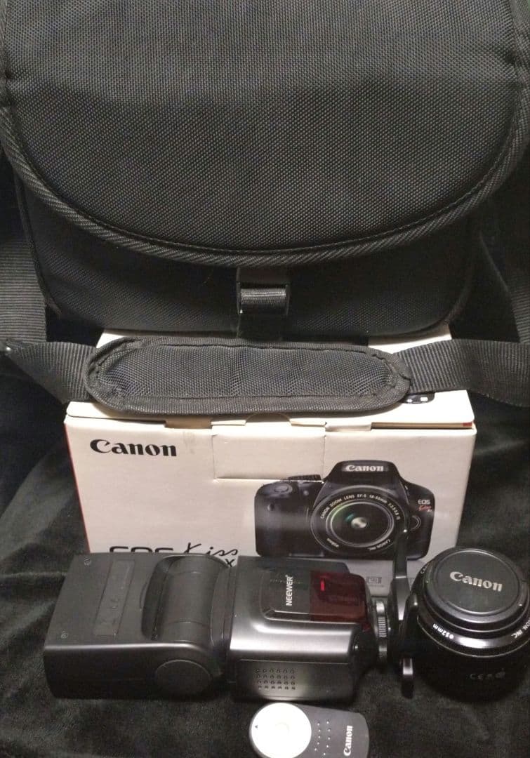 Canon　Kiss　X4　レンズキット＋α EOS キヤノン デジタル一眼 CANON Kiss X4 レンズキット 中古 新品SD