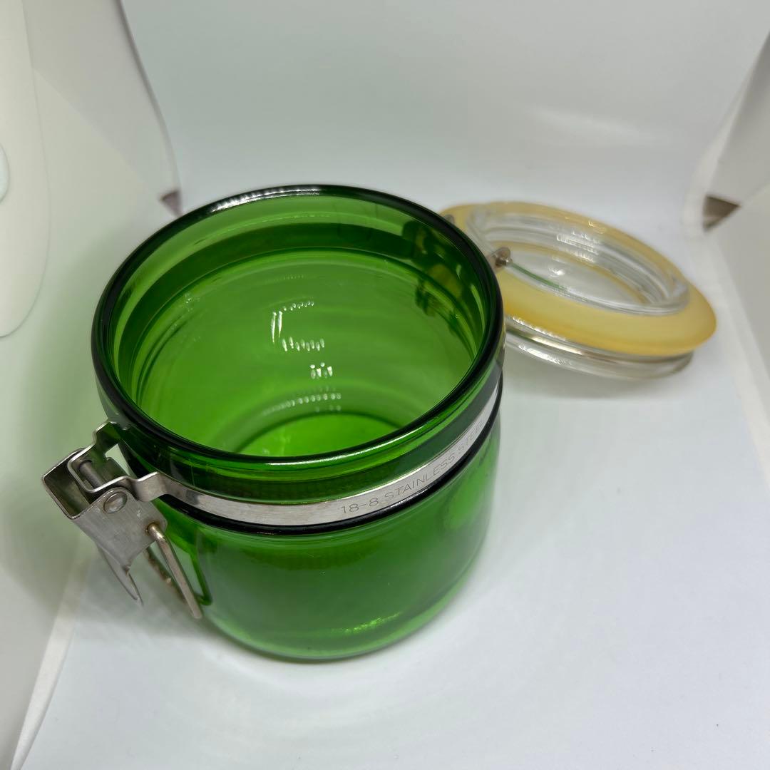 昭和レトロ セラーメイト グリーン ガラス容器 - メルカリ