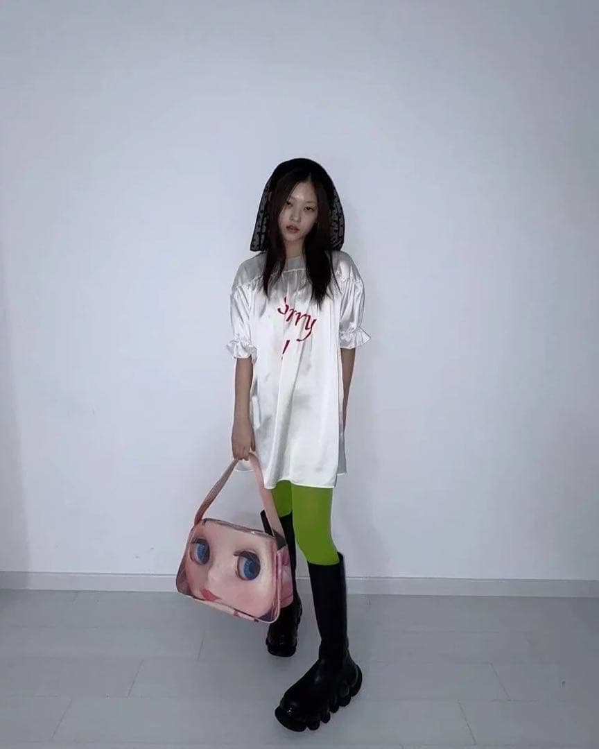 I'M SORRY Blythe Doll Print バッグ - メルカリ