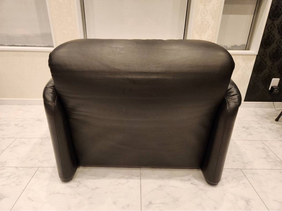 Cassina(カッシーナ)MARALUNGAマラルンガ 本革 1人掛けソファ Z3087503733