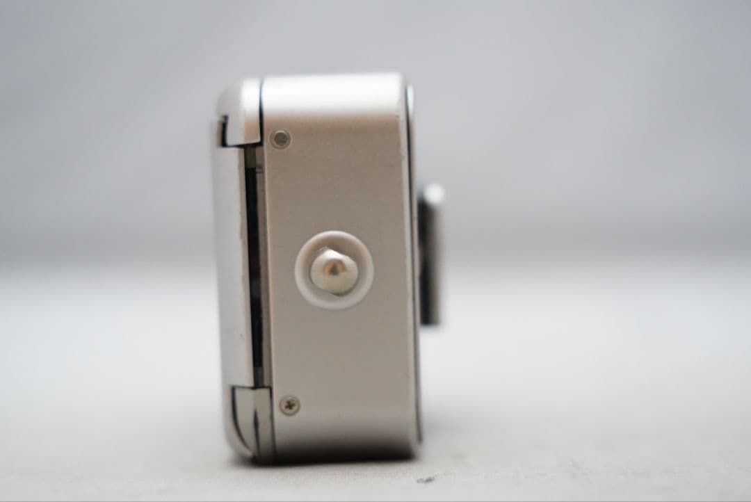 フジフィルム ティアラ Ⅱ 28㎜ F=1:3.5 大人気フィルムカメラ 現状品