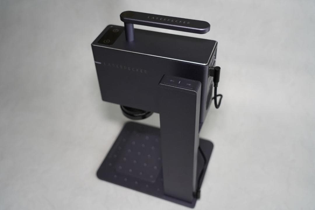 中古美品】LaserPecker 3 レーザーペッカー 3 レーザー彫刻機 - メルカリ