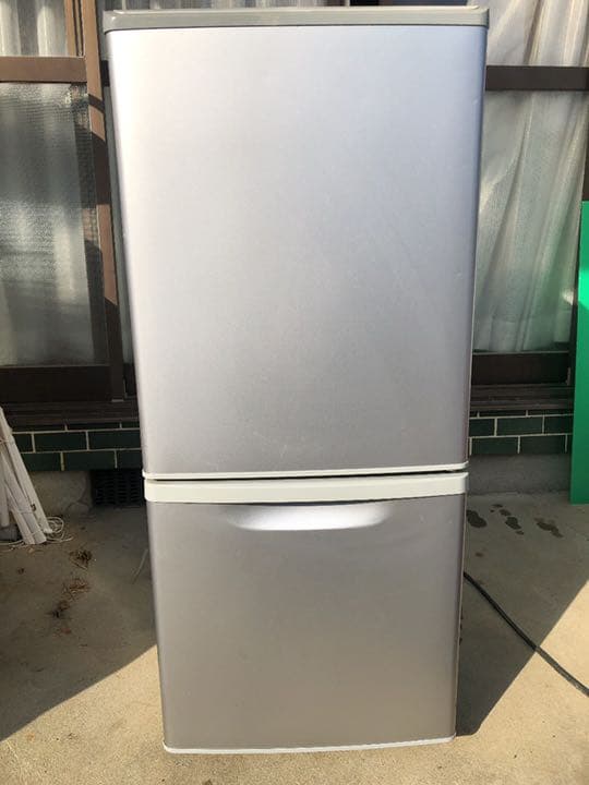 冷蔵庫・冷凍庫 Panasonic NR-B143W-S パナソニック NR-B143W-S [シルバー] 価格比較 - 価格.com