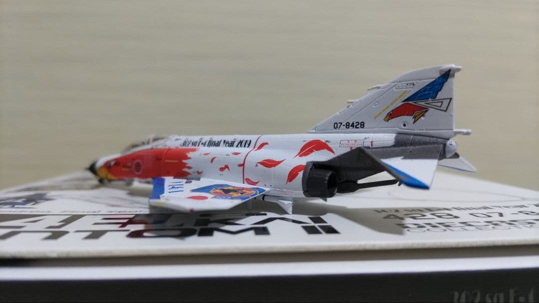 1/144 航空自衛隊 F-4EJ改 退役記念塗装 オジロワシ 白 黒 2機