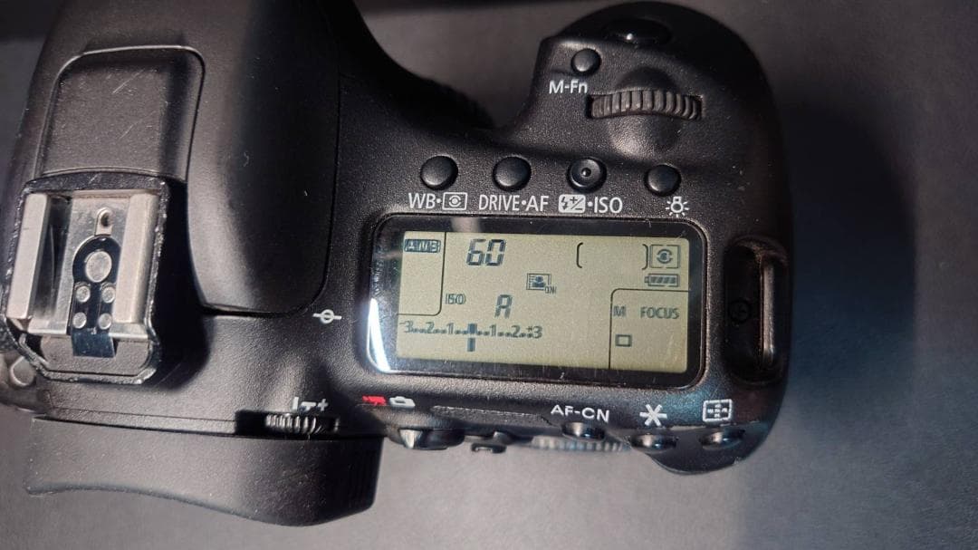 Canon EOS 7D MarkⅡ デジタル一眼レフカメラ 本体・周辺パーツ