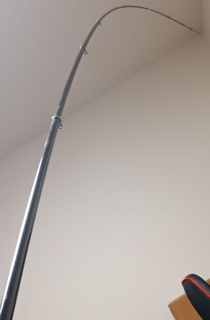 がまかつ がま磯 中硬2号5m & 硬調4号5m まとめて2本 - メルカリ