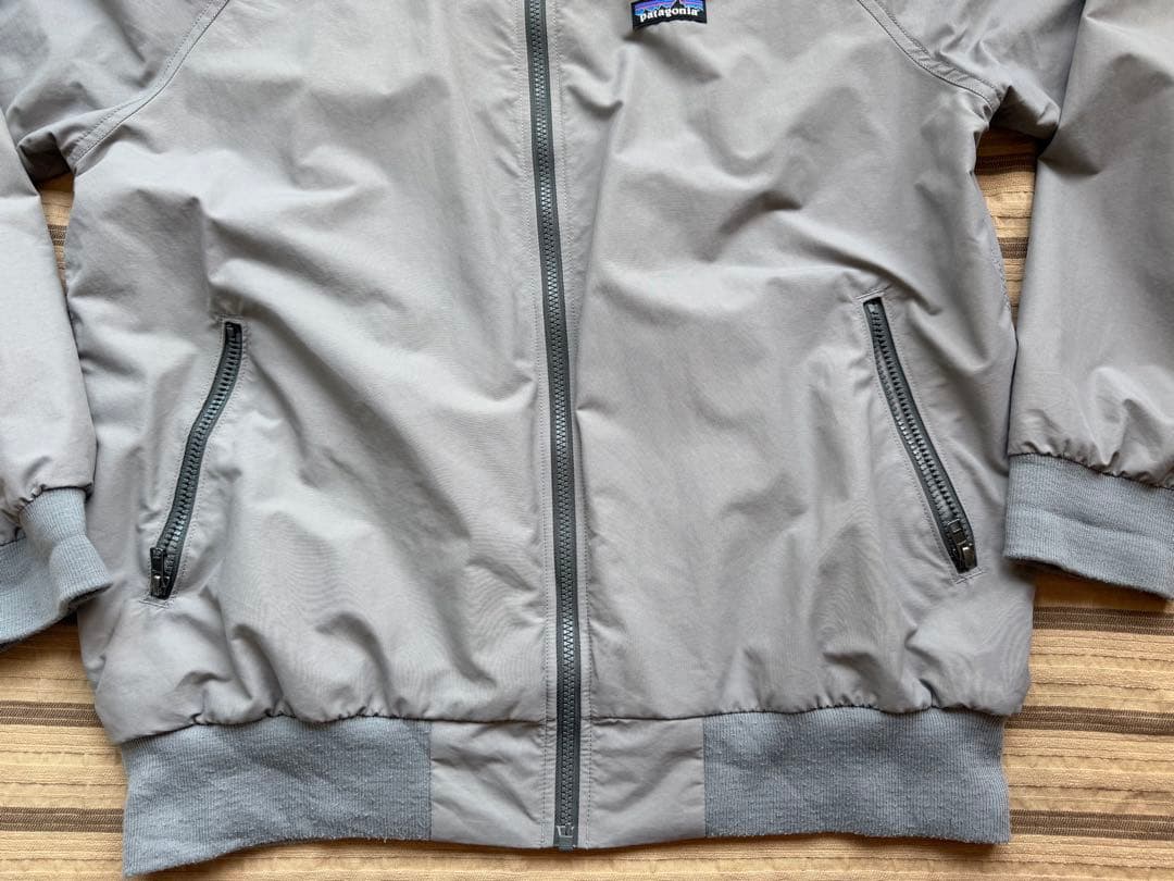 patagonia グレー バギーズジャケット Lサイズ - メルカリ