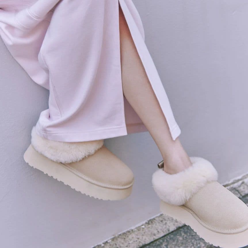 新品 UGG Tazzelle タゼル 24cm マスタード シード スリッポン - メルカリ