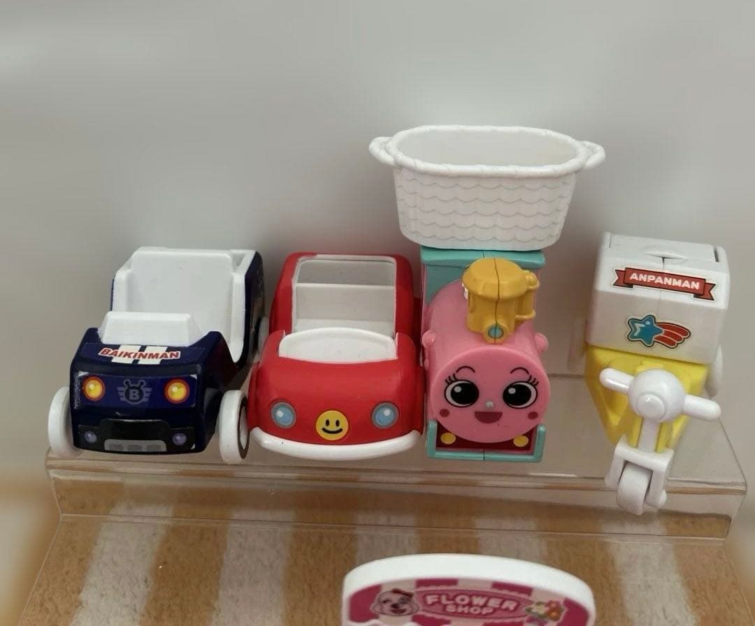 アンパンマン タウンドール 乗り物セット 飛行機 車 バイク ブランコ