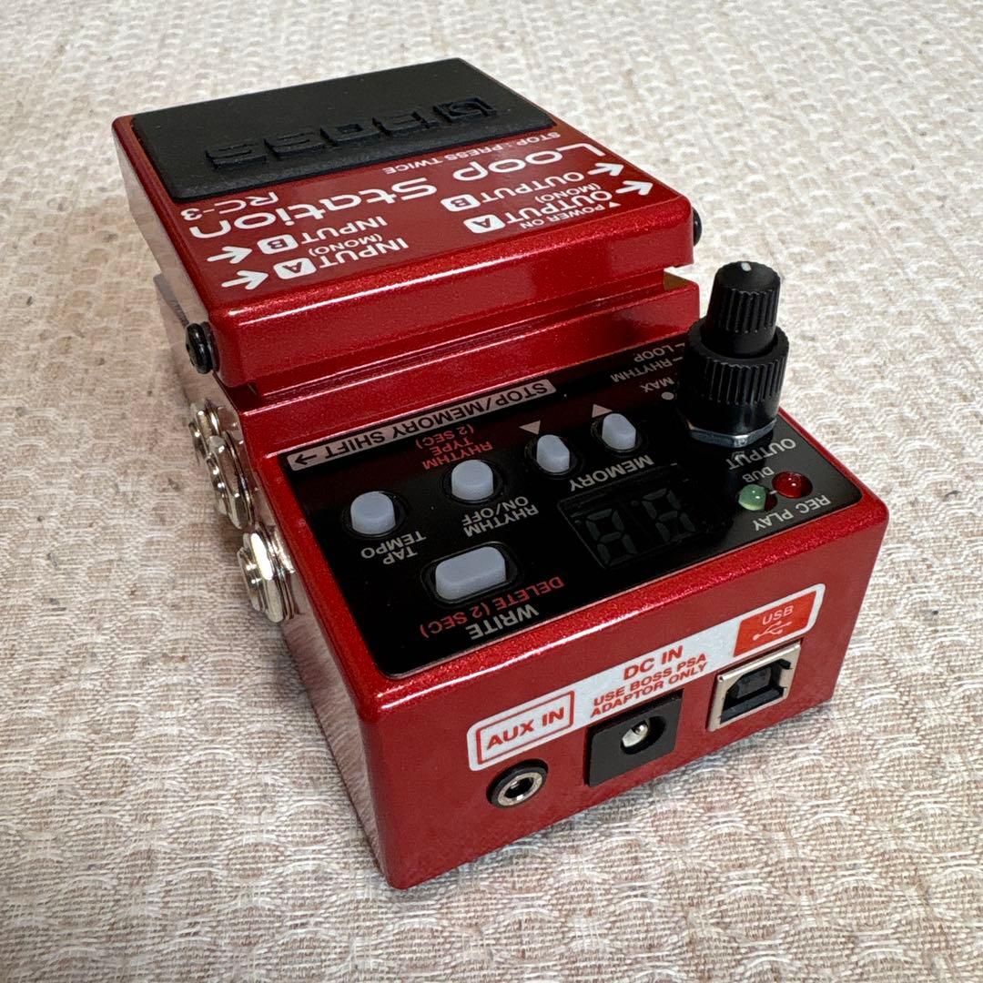 【美品】BOSS Loop Station RC-3 Amazon.com: BOSS RC-3 Loop Station Pedal, red : Musical Instruments