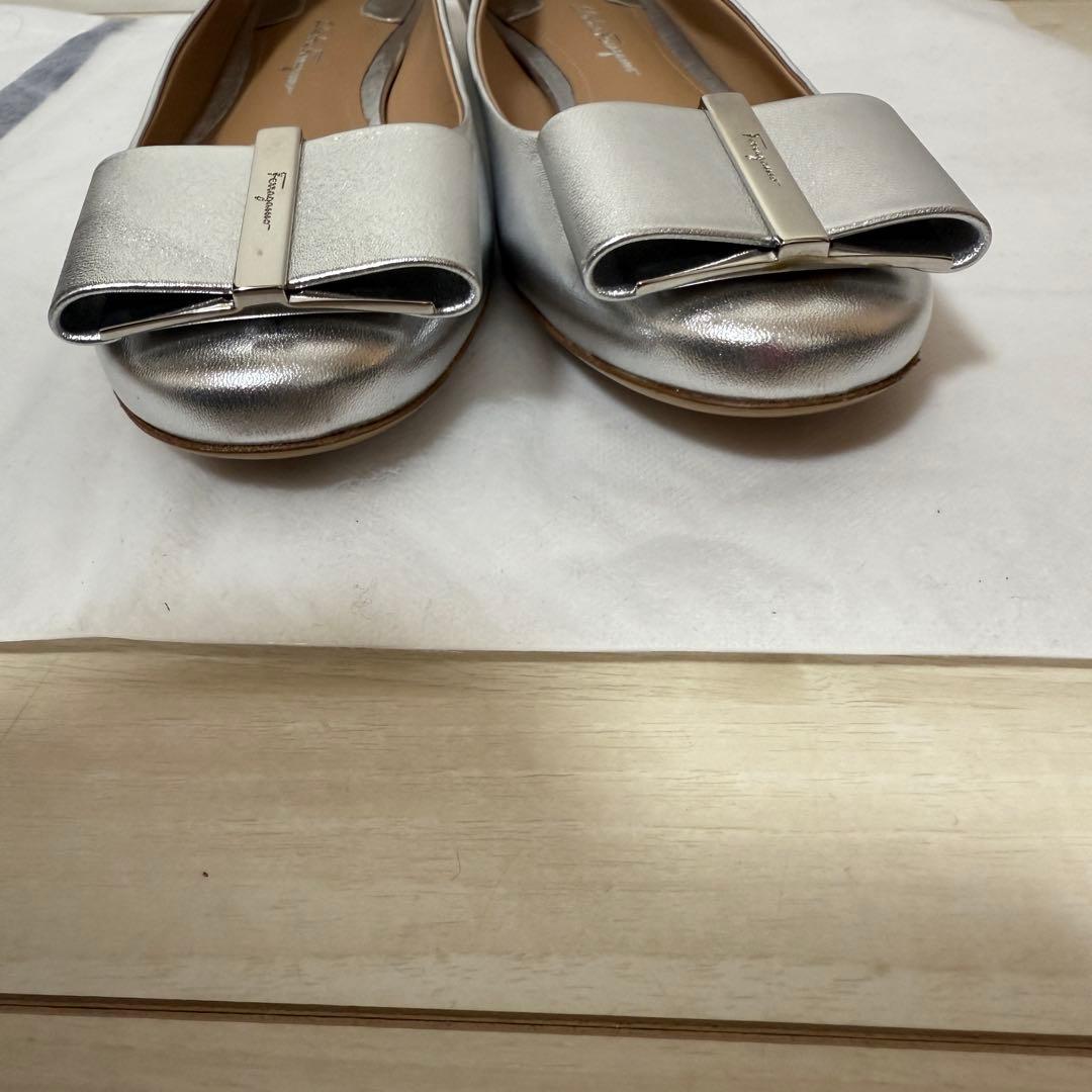 新品同様！フェラガモ✴︎CAPUA 8B(24.5cm)