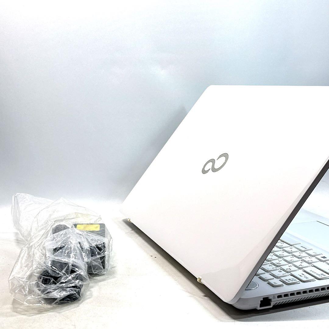 Core i7✨SSD✨メモリ16GB✨Windows11 ✨ノートパソコン - メルカリ