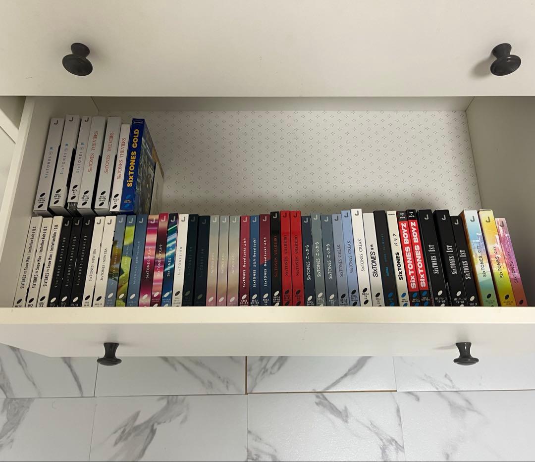 SixTONES シングル アルバム CDまとめ売り 50点 SixTONES シングル アルバム CD DVD まとめ売り - メルカリ