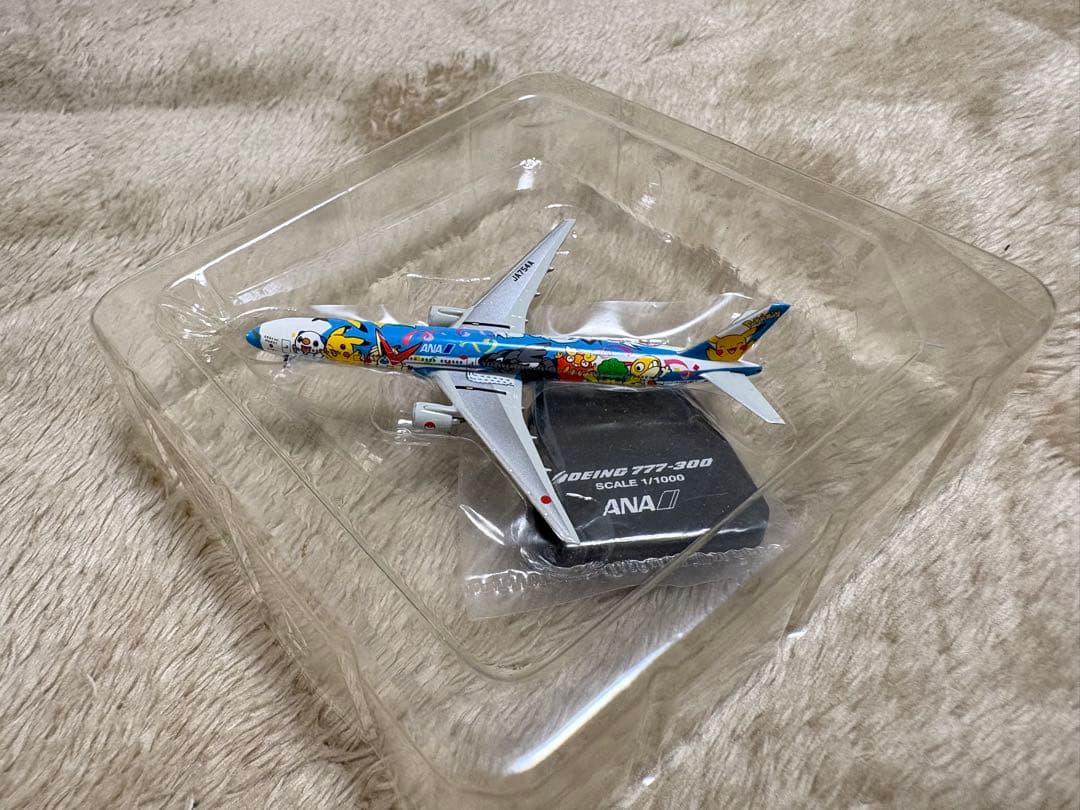 ポケモンジェット PEACE JET ANA B777-300 1/1000模型 - メルカリ