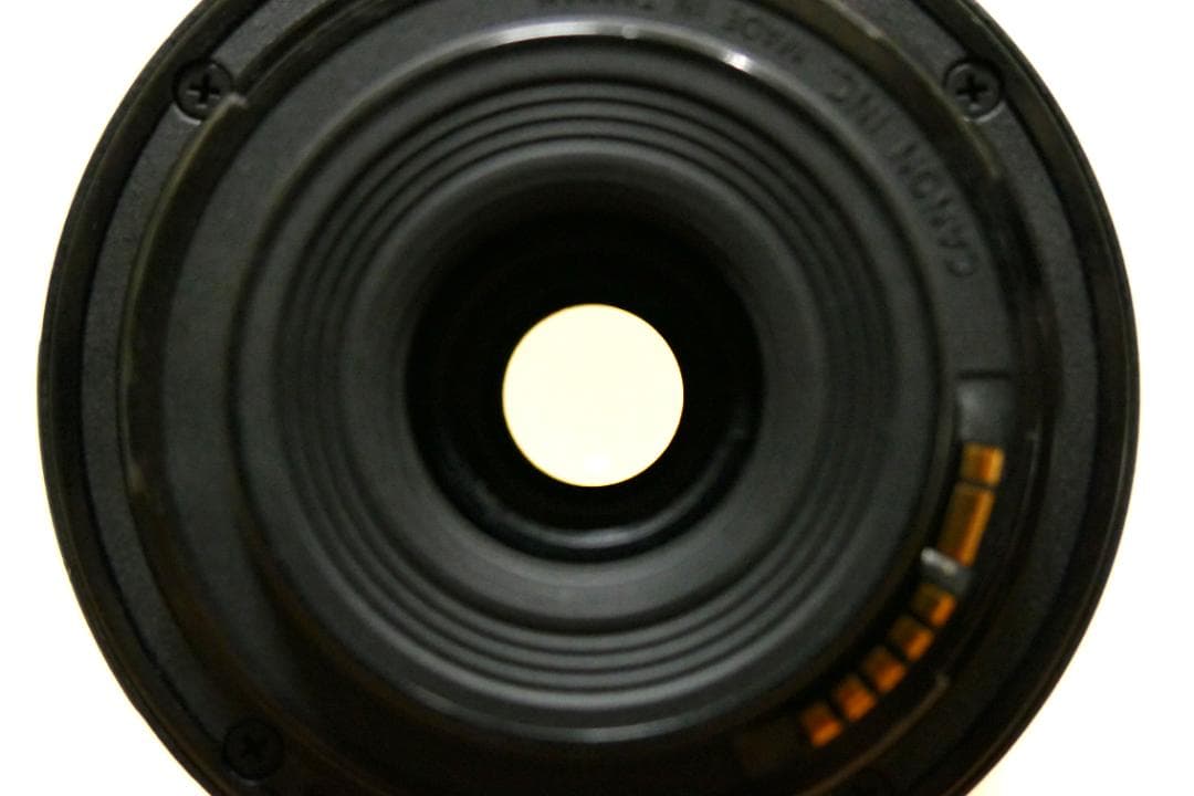 Canon 超広角 EF-S10-18mm F4.5-5.6 IS STM　中古