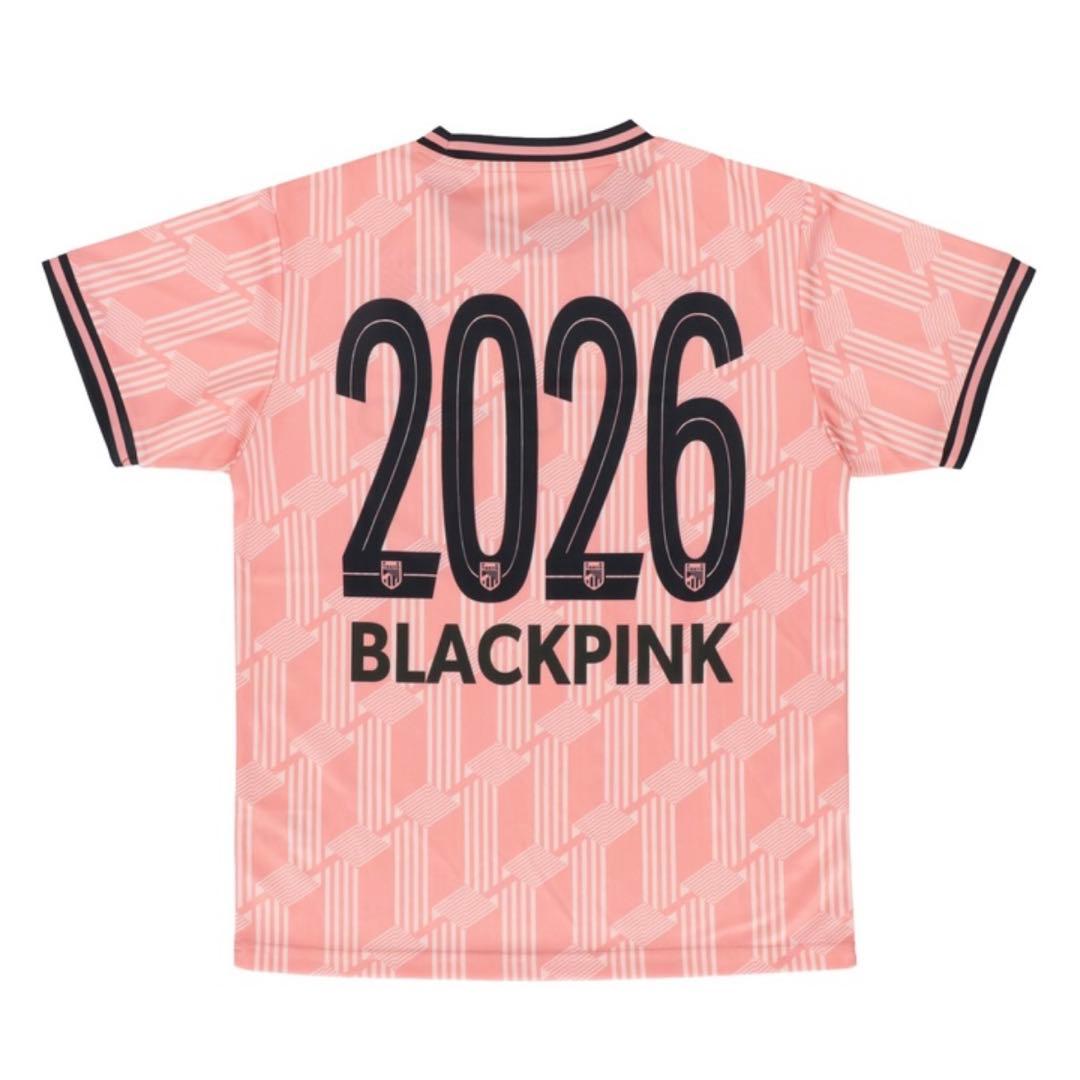 FC東京 BLACKPINK コンフィットTシャツ ピンク ポップアップ - メルカリ