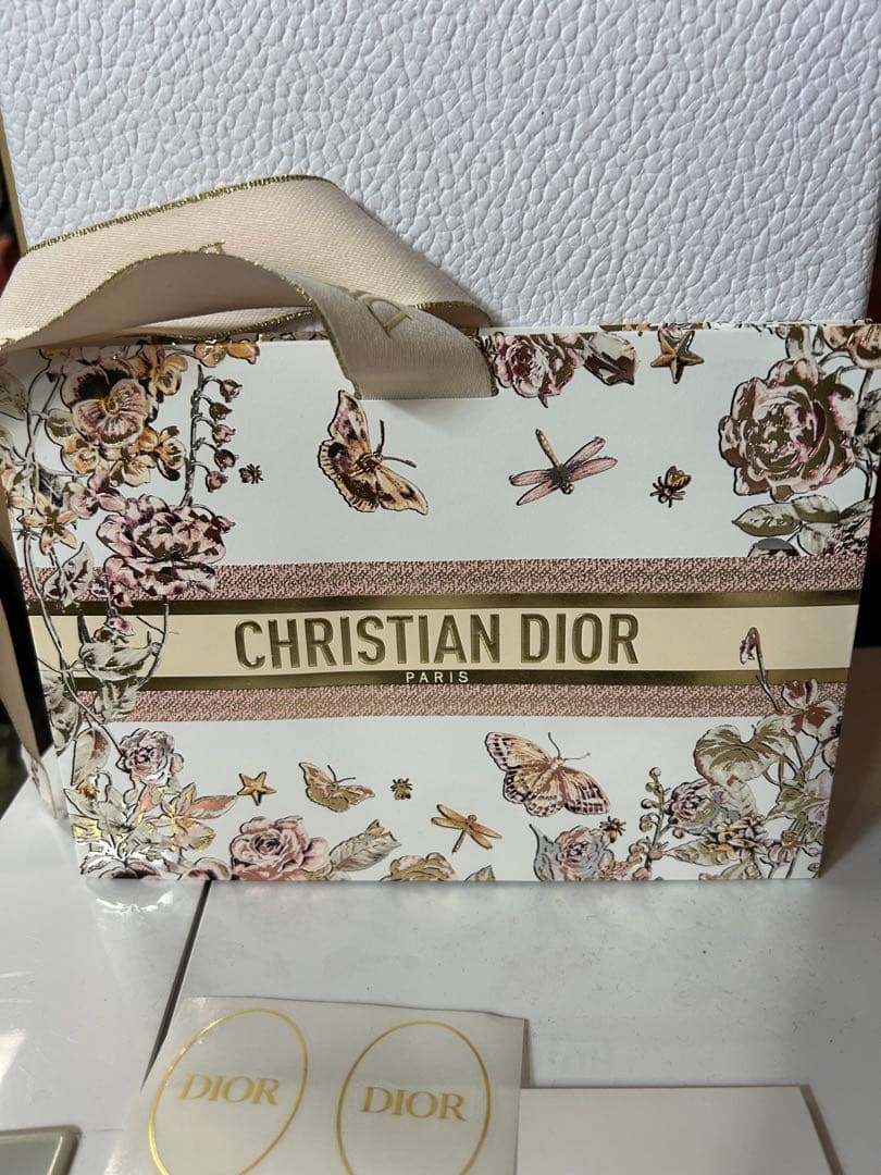 メル23713様専用 ディオールヘアーミスト&ブラシセット - メルカリ