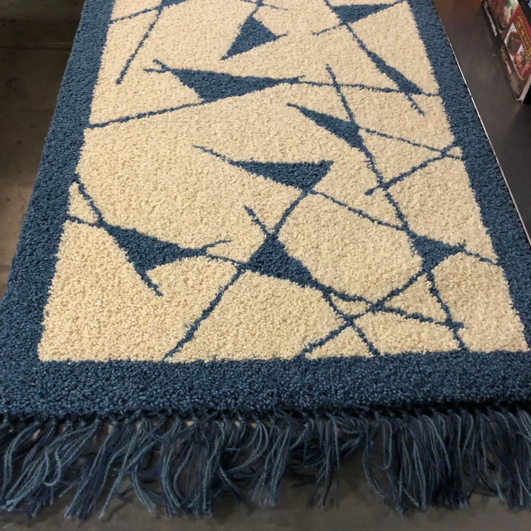 希少 オリエンタルカーペット クラフトン 山形緞通 絨毯 60×90cm 未使用 山形緞通」創業89年の工房を訪ねて─モダンに蘇る至高の手仕事