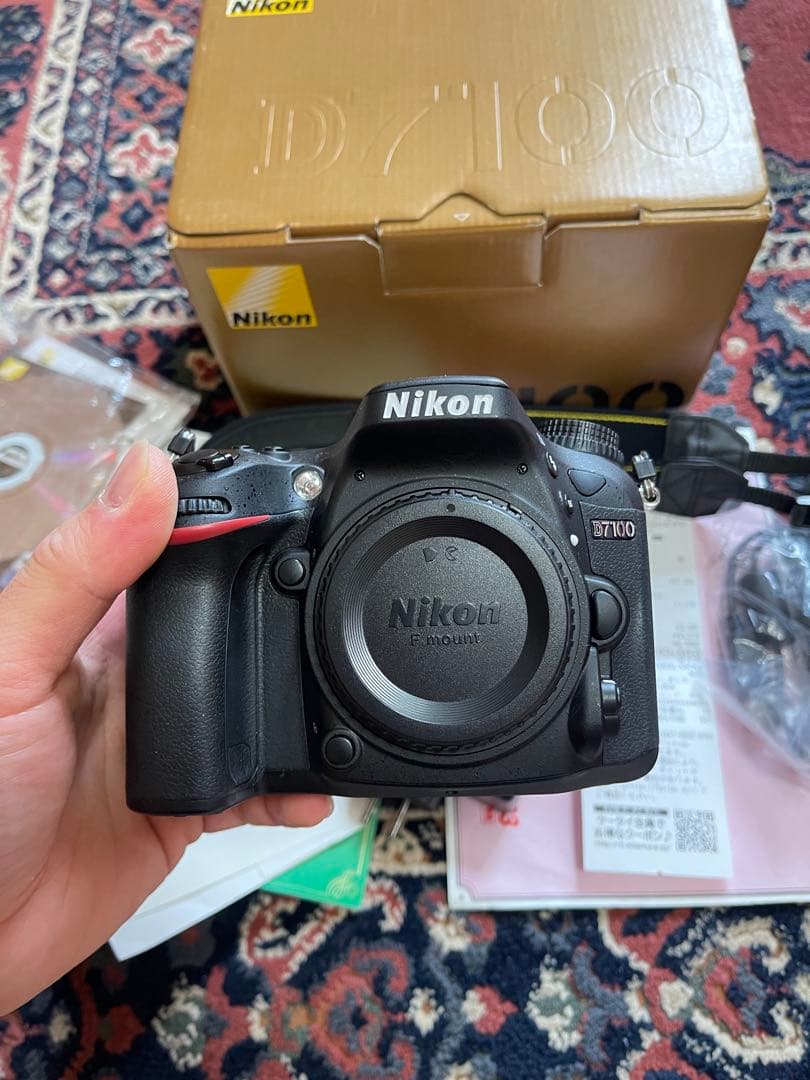 美品　 Nikon ニコンd7100 (ショット4000枚) 一眼レフ ニコン、DXフォーマット最上位一眼レフ「D7100」を3/14に発売 - 価格.com