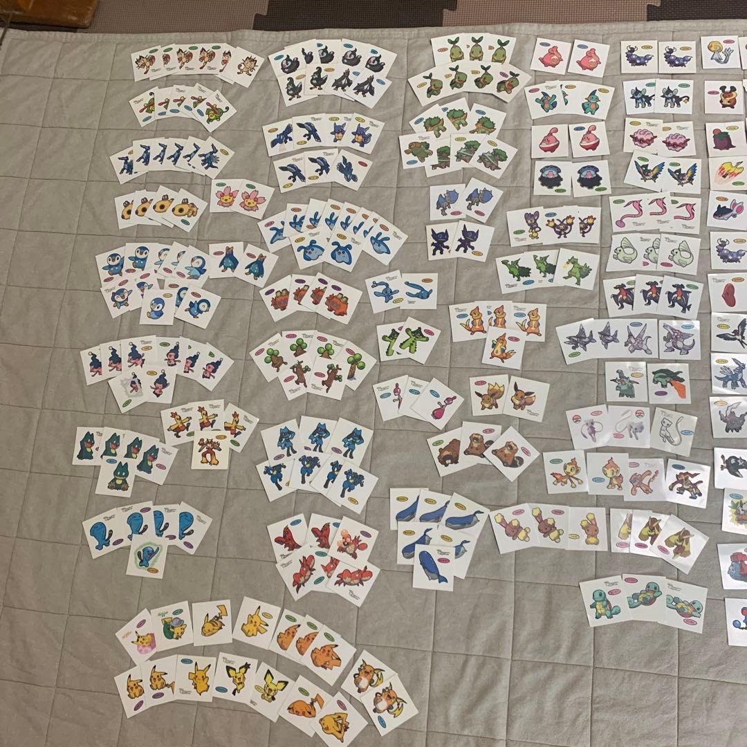 ポケモンパンシール375枚、ホルダー2冊