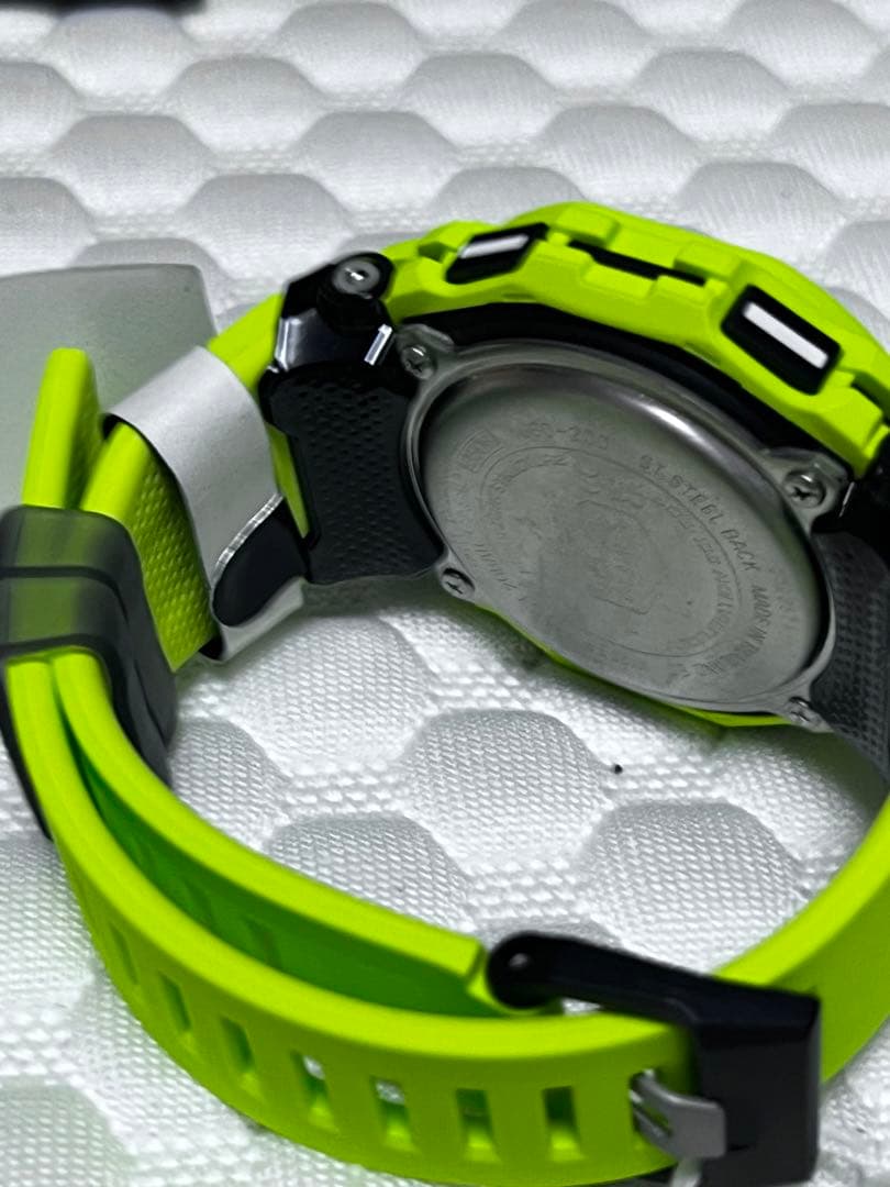 油彩画 人物 SMサイズ 小泊 芳彦作 - メルカリ 油彩画 波濤 小泊 芳彦作