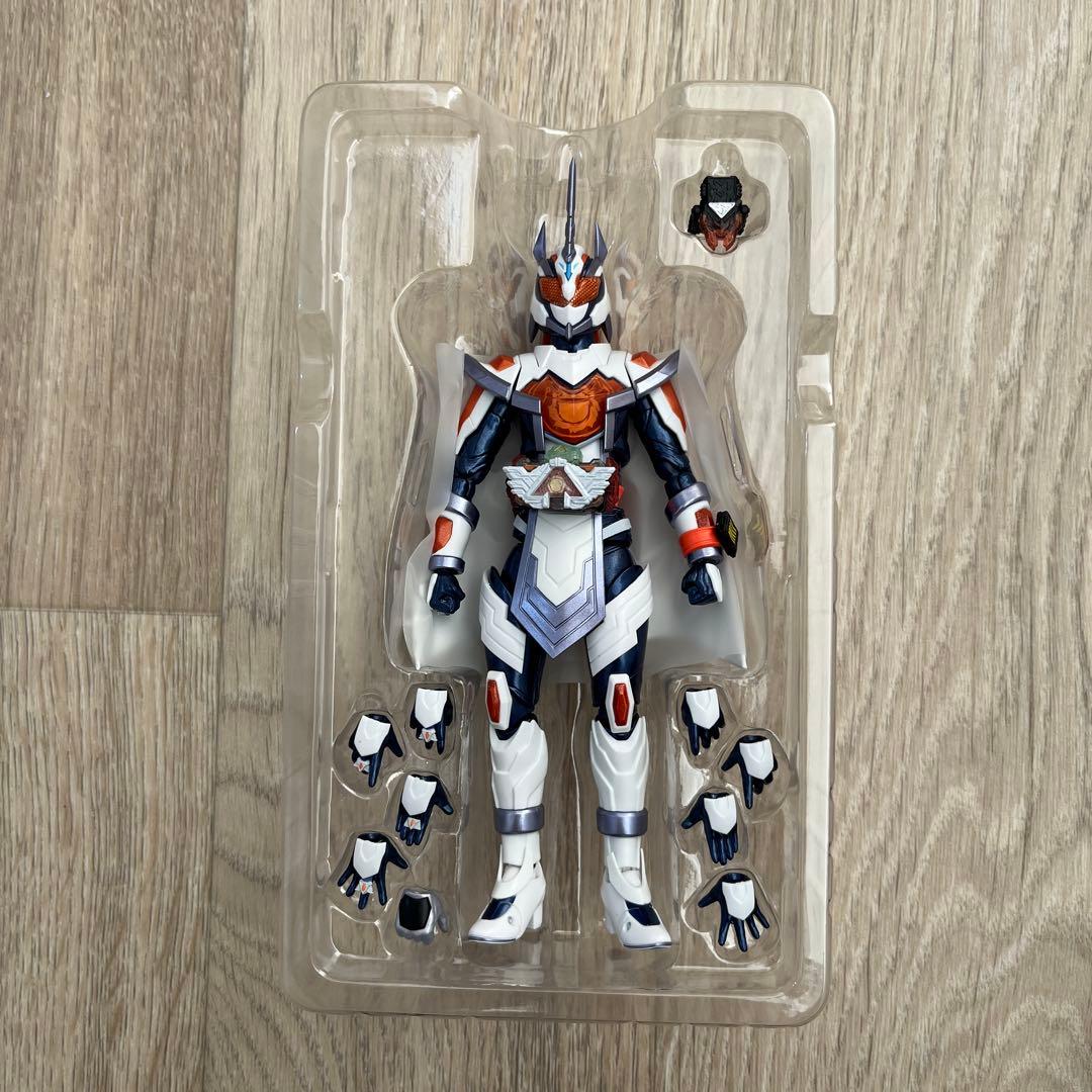 S.H.Figuarts 仮面ライダーヴァルバラド マジェード セット