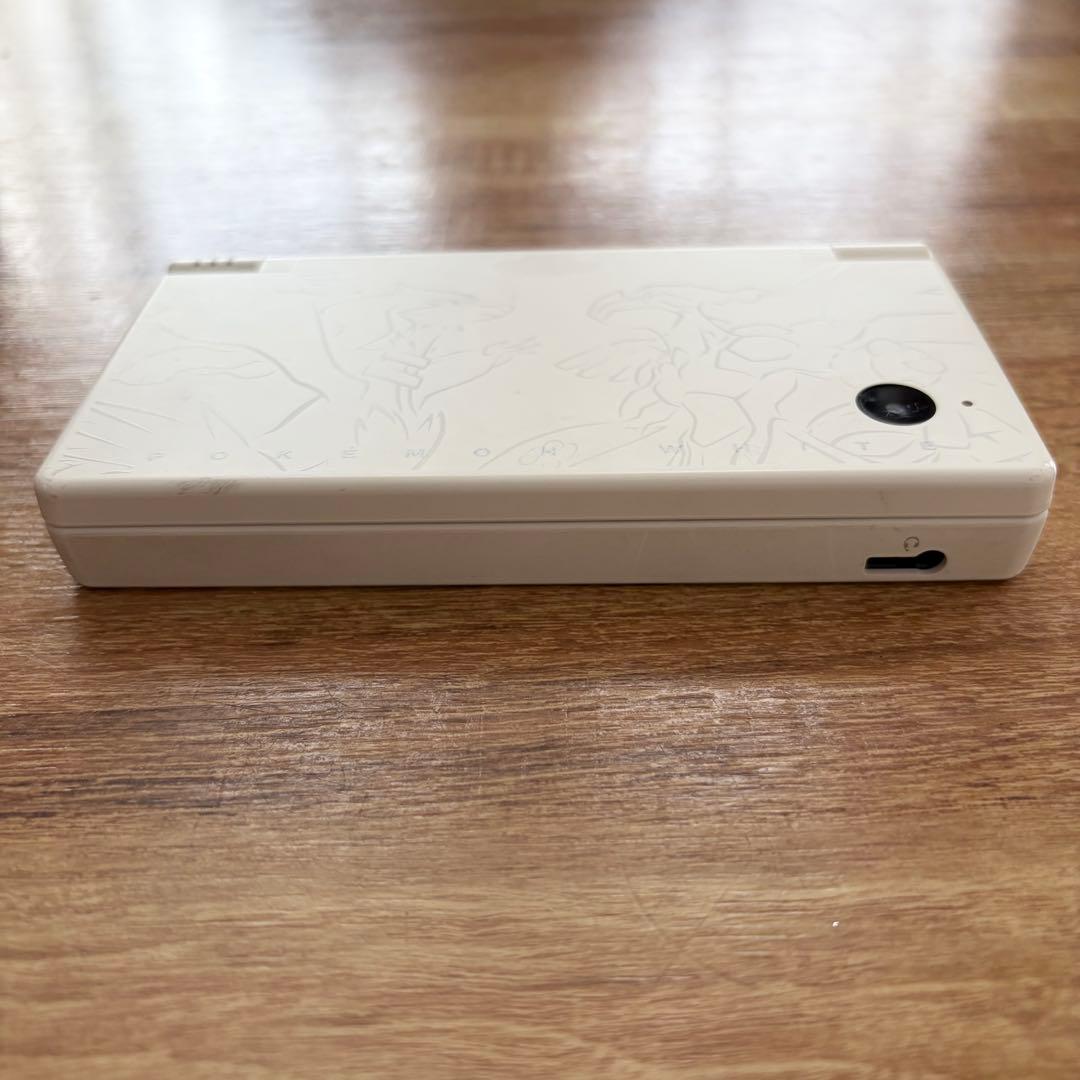 希少】DSi ポケットモンスター ホワイト レシラム・ゼクロム