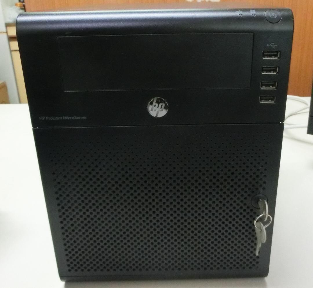 美品 HP ProLiant MicroServer N54L - メルカリ